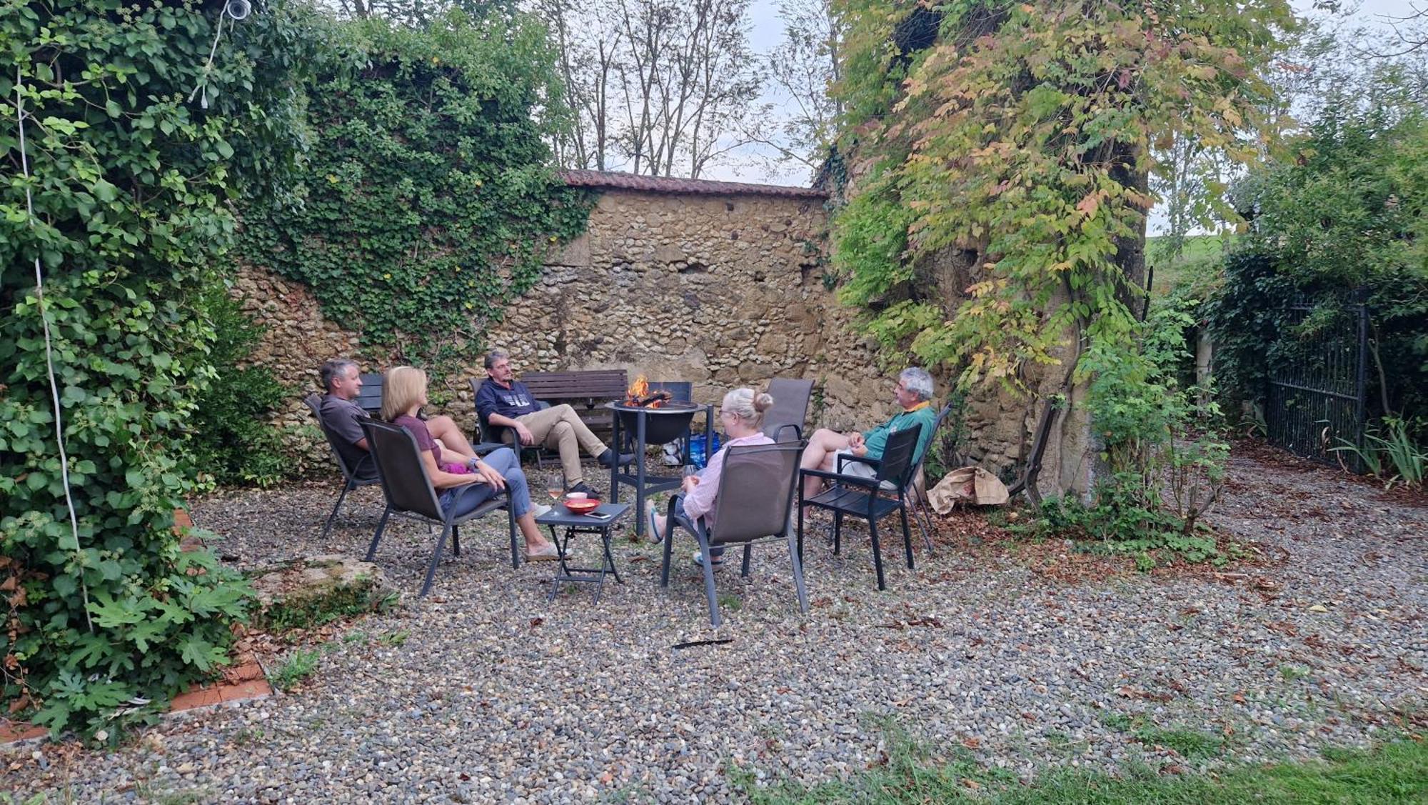 Ferienwohnung Le Peyroutet Cazaux-Villecomtal Exterior foto